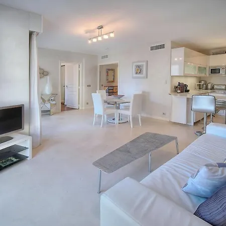 Carlton Riviera Канны