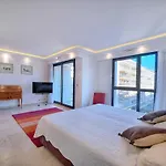 Carlton Riviera Апартаменты