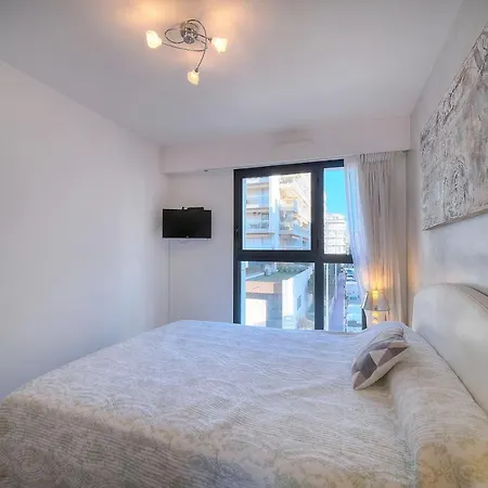 Carlton Riviera 公寓 戛纳