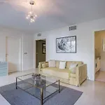 Apartment Carlton Riviera