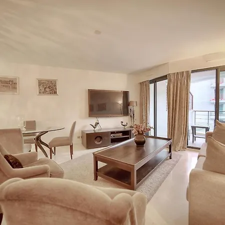 Carlton Riviera شقة *